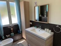 Łazienka w obiekcie Villa Sirène-Urlaub in der Provence-Côte d'Azur