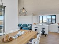 Posezení v ubytování Holiday Home Aiko - 50m from the sea by Interhome
