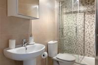 Kúpeľňa v ubytovaní HOMEABOUT Juan de Austria Apartments