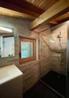 Łazienka w obiekcie Chalet de luxe sur les pistes - 5 chambres