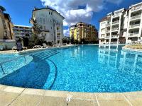 Bazén v ubytování Bravo 5 Holiday Home nebo v jeho okolí