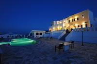 Bazén v ubytování Villa Kavallaris & Apartments nebo v jeho okolí