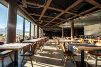 Un restaurant u otro lugar para comer en Lake Hill Karkonosze Resort & Spa