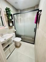 Kúpeľňa v ubytovaní Coqueto apartamento céntrico con piscina