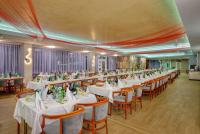 En restaurant eller et andet spisested på Augusta SPA Hotel