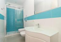 Guest House Emily Suites Sorrentoにあるバスルーム