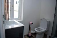 Kúpeľňa v ubytovaní Studio Charmant Confortable TV Centre Ville Louviers