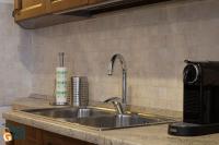 A kitchen or kitchenette at Gracie's Getaway x6