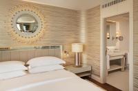 Postel nebo postele na pokoji v ubytování Sheraton Ankara Hotel & Convention Center