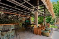 Restaurace v ubytování Alamanda Lovina Resort