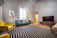 A television and/or entertainment centre at Hs4U Ricasoli Luxury apartment near Duomo N.2
