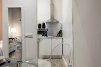 A kitchen or kitchenette at Fiesolana Elegant