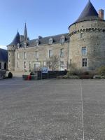 Plán poschodí v ubytovaní Charming detached 2 bedroom ancient house in medieval quarter of a small town in the Pays de la Loire, France