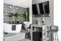 TV a/nebo společenská místnost v ubytování Luxury room Ekstaza