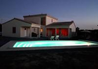 Bazén v ubytovaní Le Chant du Moulin - Maison avec piscine alebo v jeho blízkosti