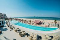 Bazén v ubytování ON Hotels Oceanfront Adults Designed nebo v jeho okolí