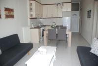 A kitchen or kitchenette at Vintage Home