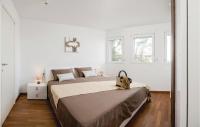 Letto o letti in una camera di 4 Bedroom Gorgeous Home In Podstrana