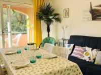 Plán poschodí v ubytovaní Appartement L'Île-Rousse, 2 pièces, 4 personnes - FR-1-63-323