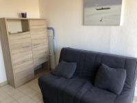 Posedenie v ubytovaní Appartement cosy avec terrasse à Balaruc-les-Bains, proche thermes, équipé, animaux acceptés - FR-1-680-28