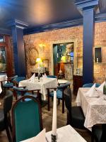Telewizja i/lub zestaw kina domowego w obiekcie Baron Boutique Hotel