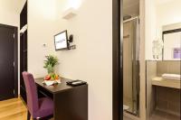 A bathroom at Domus Best Guest House
