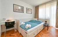 Posteľ alebo postele v izbe v ubytovaní Gorgeous Home In Bjelovar With Sauna