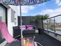 Balkón alebo terasa v ubytovaní Maison contemporaine en plein cœur de la Touraine