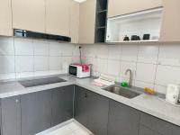 The Sun 1 or 3BR Bayan Lepas 4 to 10 pax WLにあるキッチンまたは簡易キッチン