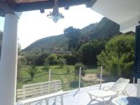 A general mountain view or a mountain view taken from A villát