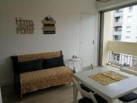 Łóżko lub łóżka w pokoju w obiekcie Superbe appartement lumineux et traversant