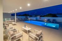 The swimming pool at or close to Villa Sapphire by Villa Plus