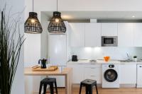 Kuchyňa alebo kuchynka v ubytovaní Lola 14 Suite Apartment
