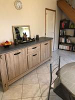 Kuchyňa alebo kuchynka v ubytovaní logement complet 2 chambres garage wifi de 1 a 5 voyageurs