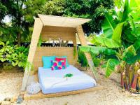 Zahrada ubytování Arrebol Suite con Jacuzzi, piscina y naturaleza