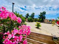 Zahrada ubytování Arrebol Suite con Jacuzzi, piscina y naturaleza