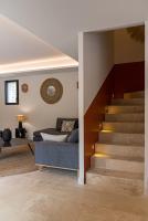 Plan piętra w obiekcie Stone villa with heated pool in Gordes