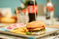 Jídlo v hotelu nebo okolí