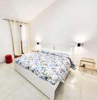 A bed or beds in a room at d annunziohouse