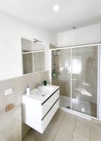 A bathroom at d annunziohouse