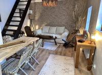Część wypoczynkowa w obiekcie Le Wabi-Sabi - T2 duplex - terrasse privée