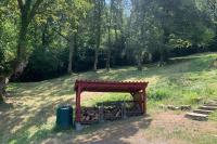 Ogród w obiekcie Charme et calme dans une bergerie du XVII ème
