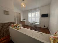 Telewizja i/lub zestaw kina domowego w obiekcie Le cottage des lumières