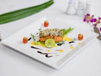 Jídlo v hotelu nebo okolí