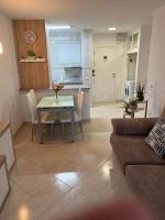 Kuchyňa alebo kuchynka v ubytovaní Apartments Benalmadena