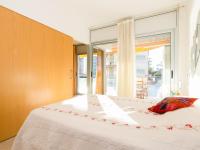 Posteľ alebo postele v izbe v ubytovaní Apartamento con Tres Piscinas en Santa Margarita, a 1km de la Playa - ES-228-123