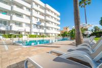 Bazén v ubytovaní Tropicana Hotel alebo v jeho blízkosti