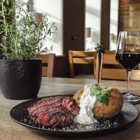 Matur á eða í nágrenni hótelsins