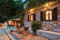 A garden outside Wild Oak Estate - Stunning Views at a Dreamy Location, by ZanteWize