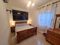 Postel nebo postele na pokoji v ubytování Velo Villa w/ A/C, free Wi-Fi & Pool near Benidorm
